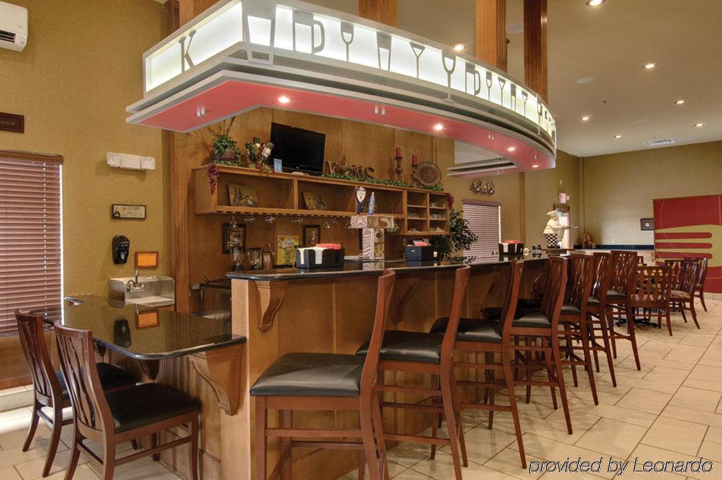 Holiday Inn Hotels Batesville By Ihg Restaurace fotografie